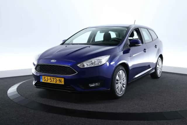 Ford Focus (2018) thumbnail 1