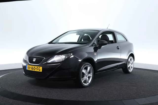 SEAT Ibiza (2011) thumbnail 1