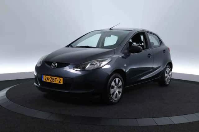 Mazda 2 (2012) thumbnail 1
