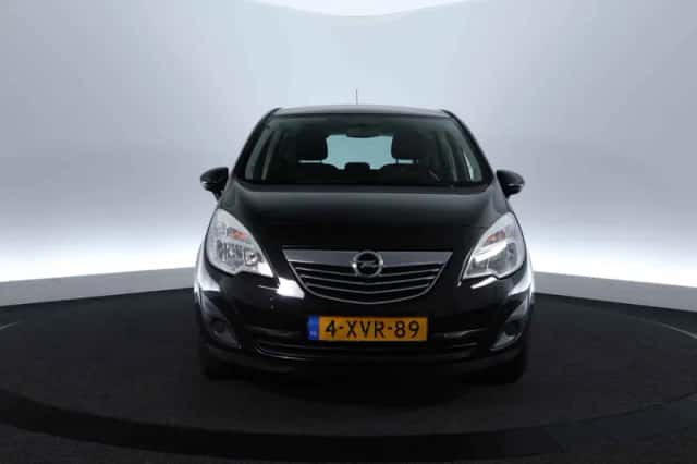Opel Meriva (2010) thumbnail 2