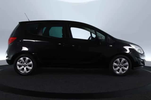 Opel Meriva (2010) thumbnail 5