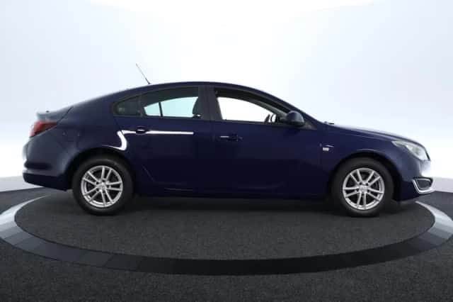 Opel Insignia (2017) thumbnail 4