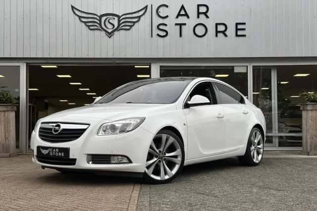 Opel Insignia (2009) thumbnail 1