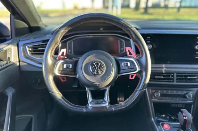 Volkswagen Polo (2018) thumbnail 5