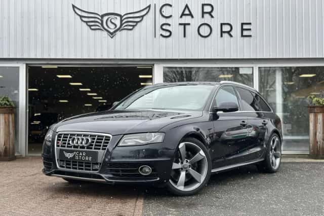 Audi A4 (2011) thumbnail 1