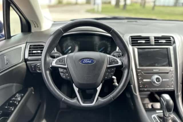 Ford Mondeo (2019) thumbnail 5