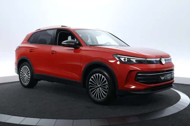 Volkswagen Tiguan (2026) thumbnail 3