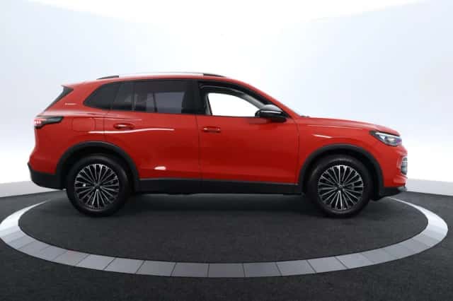 Volkswagen Tiguan (2026) thumbnail 4