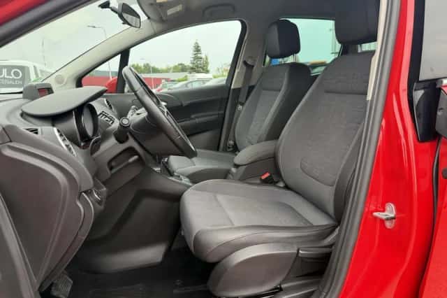 Opel Meriva (2015) thumbnail 4