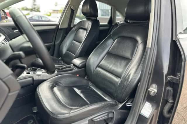 Audi A4 (2009) thumbnail 6
