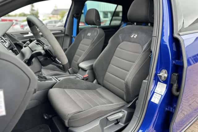 Volkswagen Golf (2019) thumbnail 6