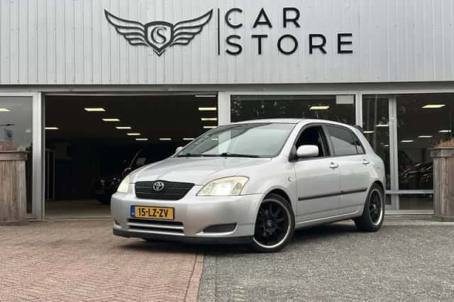 Toyota Corolla (2003) thumbnail 1