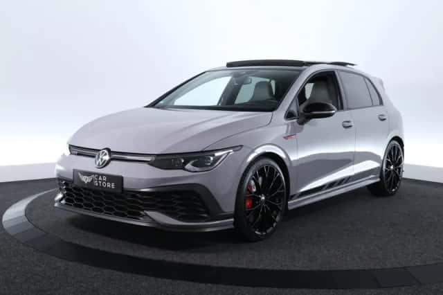 Volkswagen Golf (2021) thumbnail 1