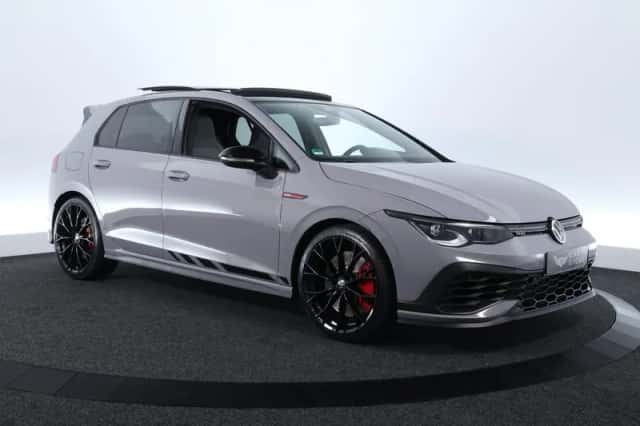 Volkswagen Golf (2021) thumbnail 3