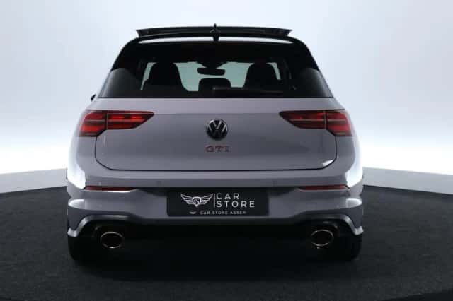 Volkswagen Golf (2021) thumbnail 6