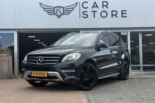 Mercedes-Benz M-Klasse (2014) thumbnail 1