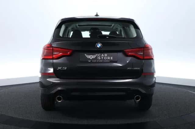 BMW X3 (2018) thumbnail 6