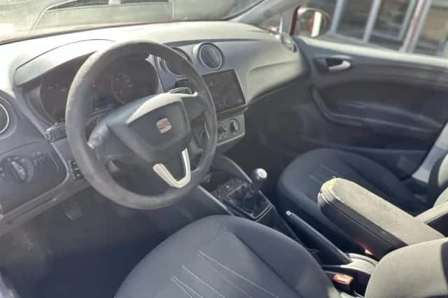 SEAT Ibiza (2011) thumbnail 6