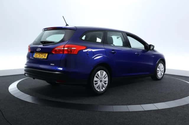 Ford Focus (2018) thumbnail 5