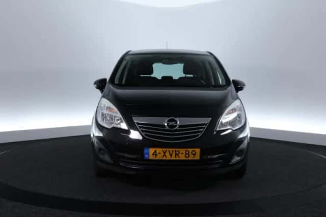 Opel Meriva (2010) thumbnail 2