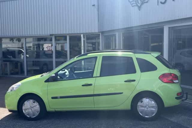 Renault Clio (2012) thumbnail 2
