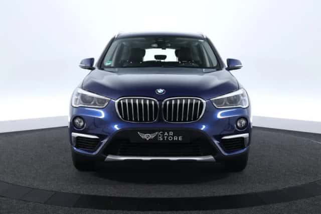 BMW X1 (2018) thumbnail 2