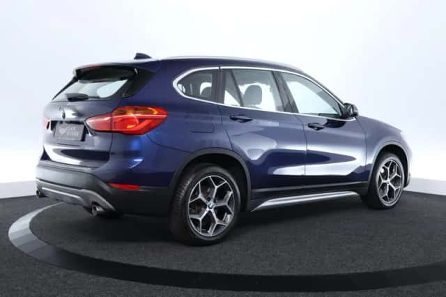 BMW X1 (2018) thumbnail 5