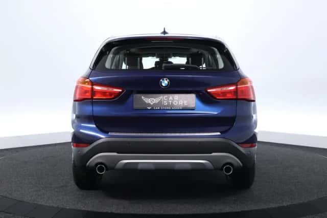 BMW X1 (2018) thumbnail 6