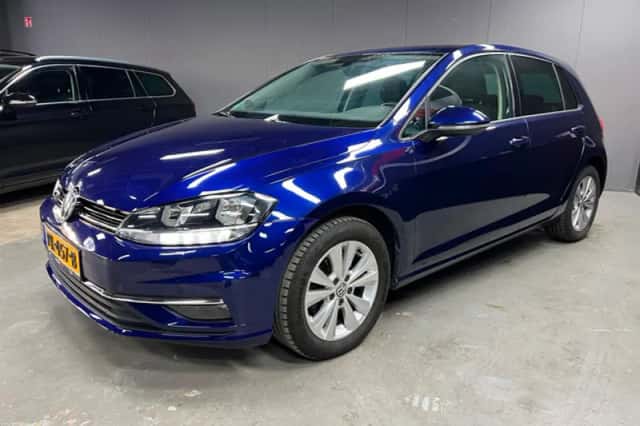 Volkswagen Golf (2017) thumbnail 5