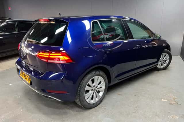 Volkswagen Golf (2017) thumbnail 6