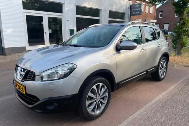 Nissan Qashqai (2012) thumbnail 1
