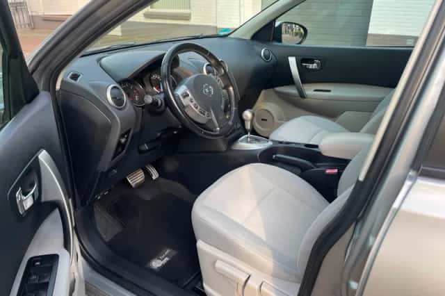 Nissan Qashqai (2012) thumbnail 4