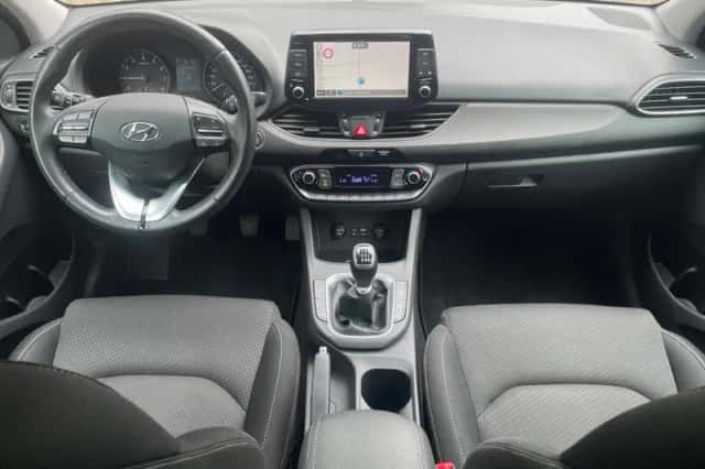 Hyundai i30 (2020) thumbnail 6