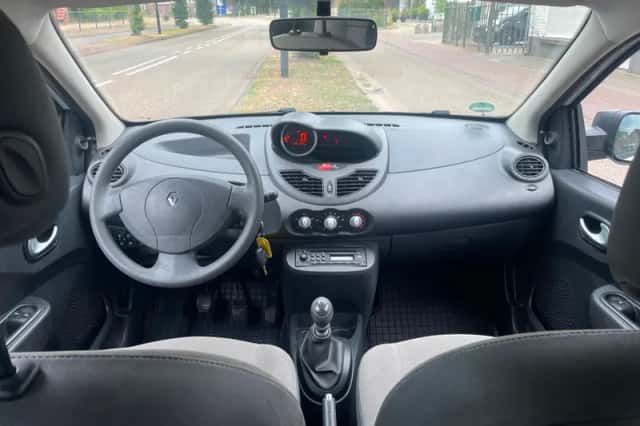 Renault Twingo (2010) thumbnail 6