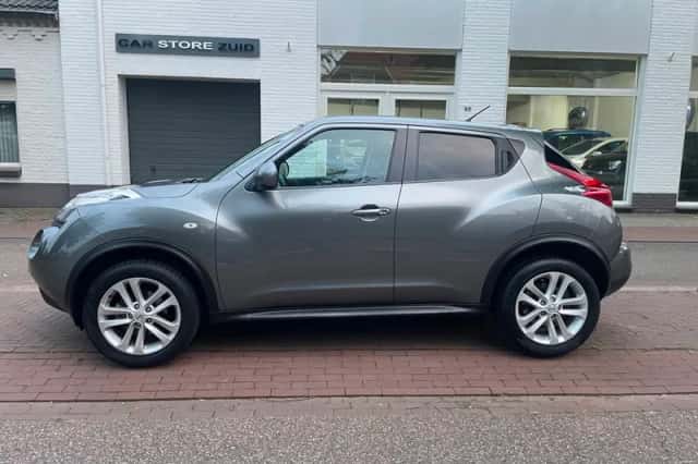 Nissan Juke (2011) thumbnail 2