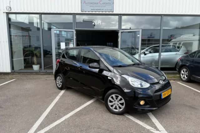 Hyundai i10 (2016) thumbnail 3