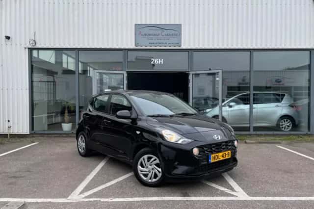 Hyundai i10 (2021) thumbnail 3