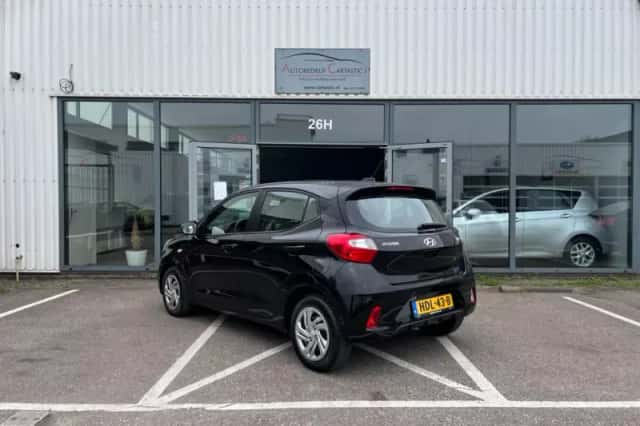 Hyundai i10 (2021) thumbnail 4