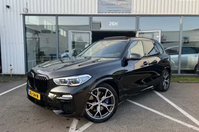 BMW X5 (2021) thumbnail 1