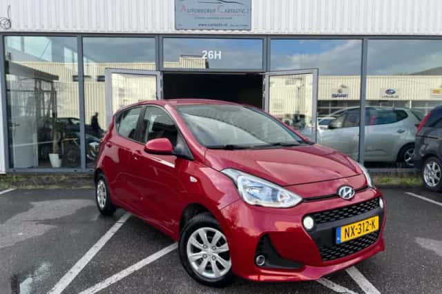 Hyundai i10 (2017) thumbnail 3