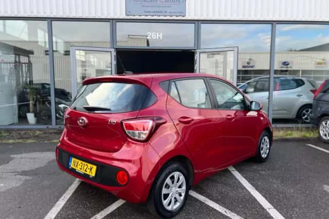 Hyundai i10 (2017) thumbnail 6