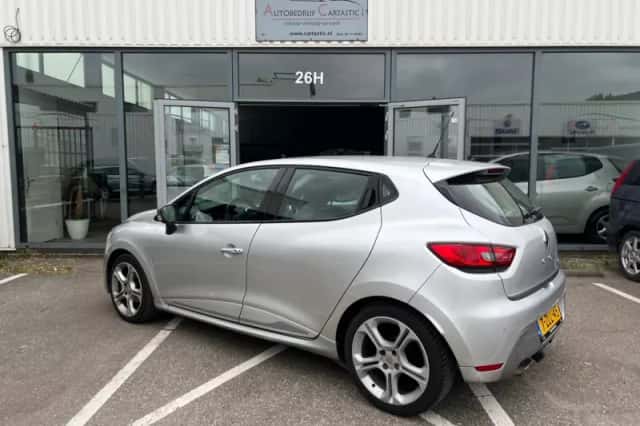 Renault Clio (2014) thumbnail 5