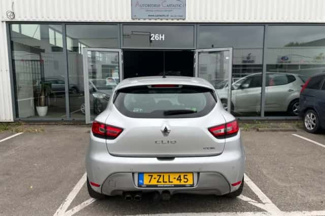 Renault Clio (2014) thumbnail 6