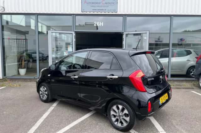 Kia Picanto (2016) thumbnail 4