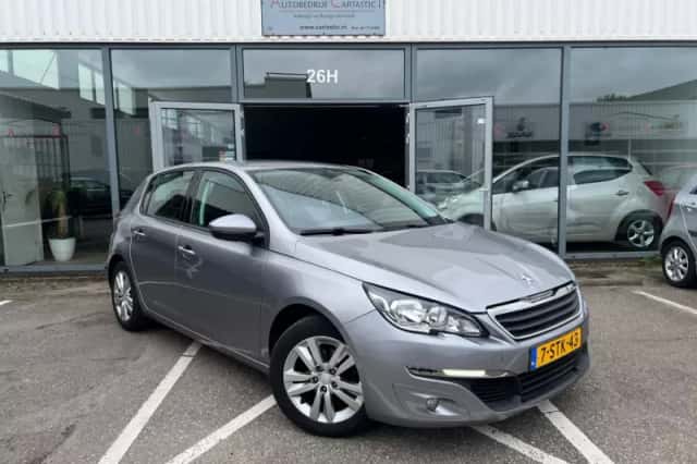 Peugeot 308 (2014) thumbnail 3