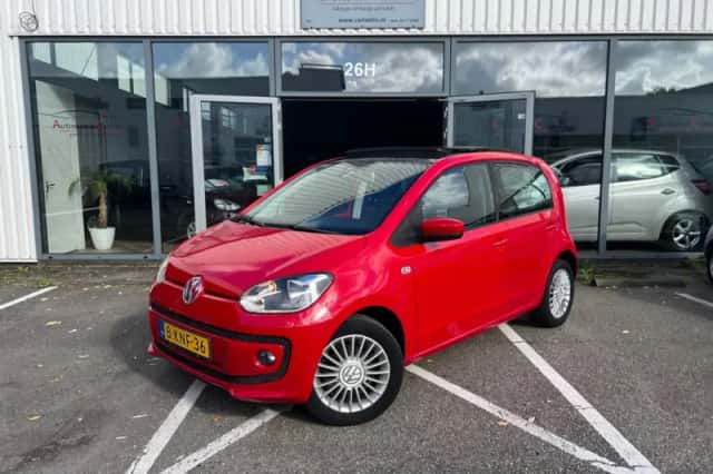 Volkswagen Up! (2013) thumbnail 1