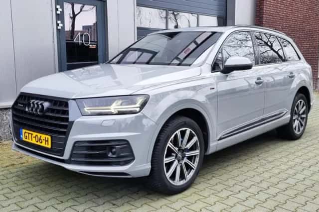Audi Q7 (2016) thumbnail 2