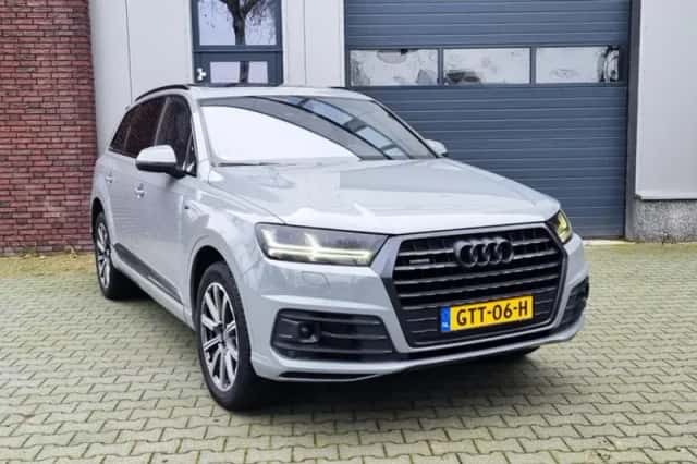 Audi Q7 (2016) thumbnail 3