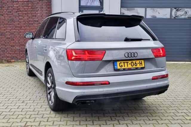 Audi Q7 (2016) thumbnail 6