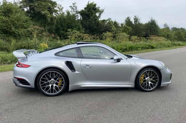 Porsche 911 (2013) thumbnail 6